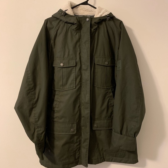 McKinley Mens XL winter Jacket - Picture 2 of 3